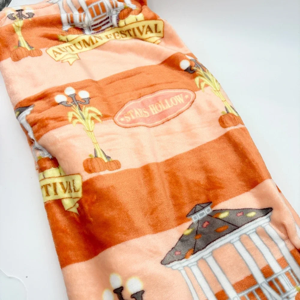 Gilmore Girls Stars Hollow Autumn Festival Plush Throw Blanket Set 50x70 2pk